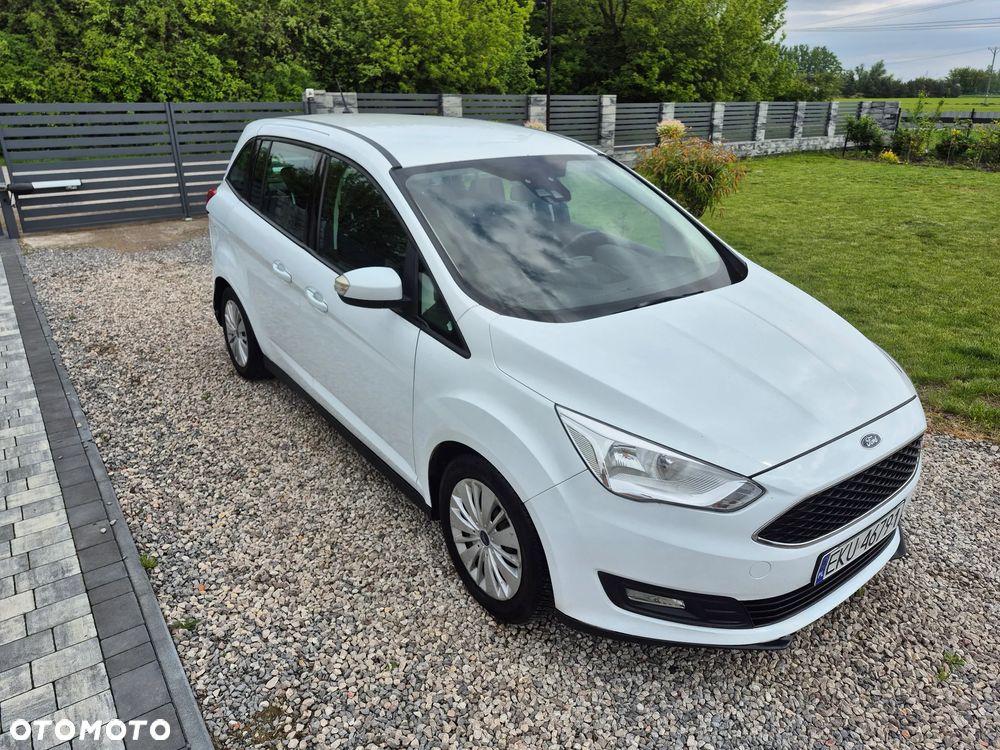 Ford Grand C-MAX - 12