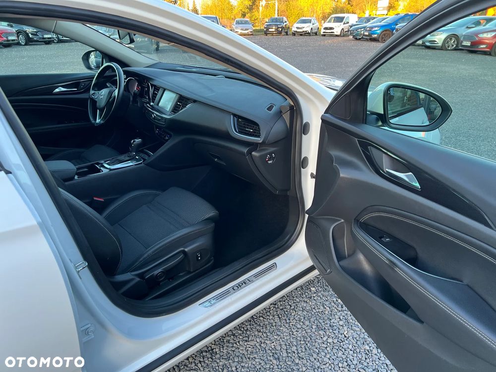 Opel Insignia 2.0 BiTurbo D 4x4 Automatik Business Innovation - 17