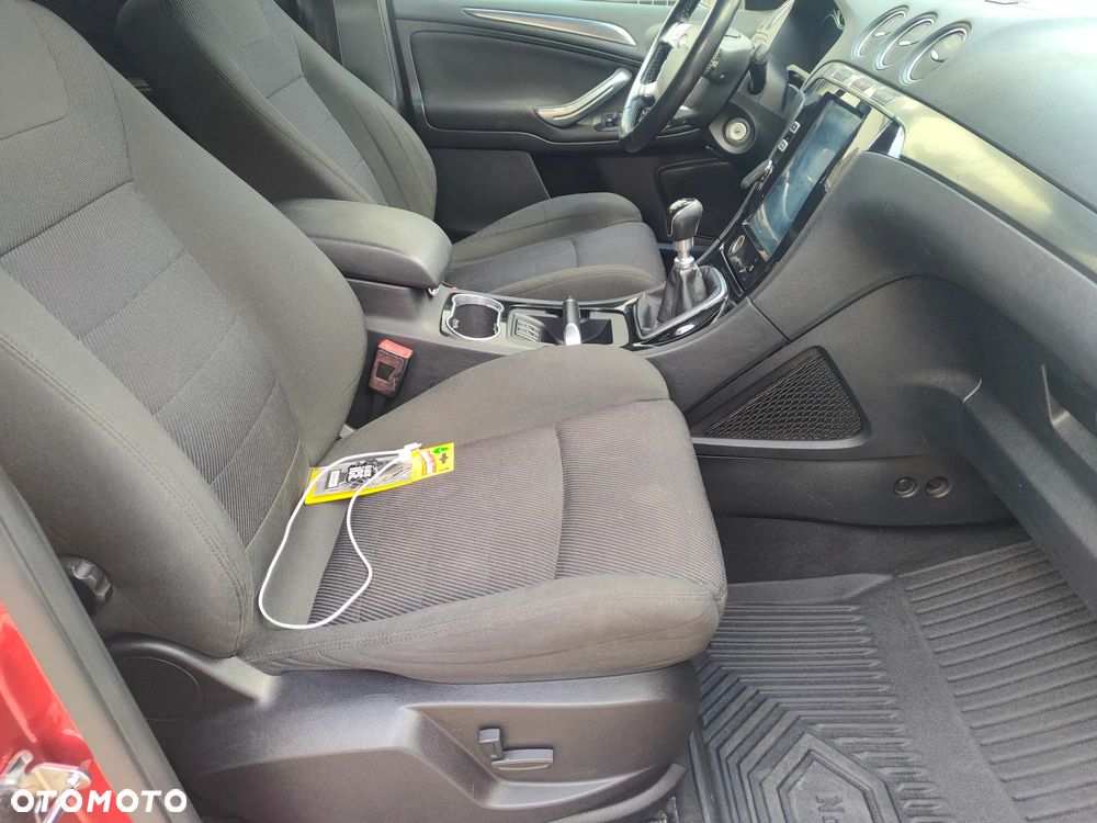Ford S-Max - 15