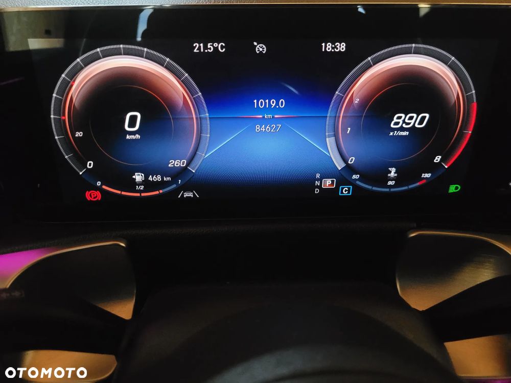 Mercedes-Benz GLB 250 4-Matic AMG Line 8G-DCT - 9