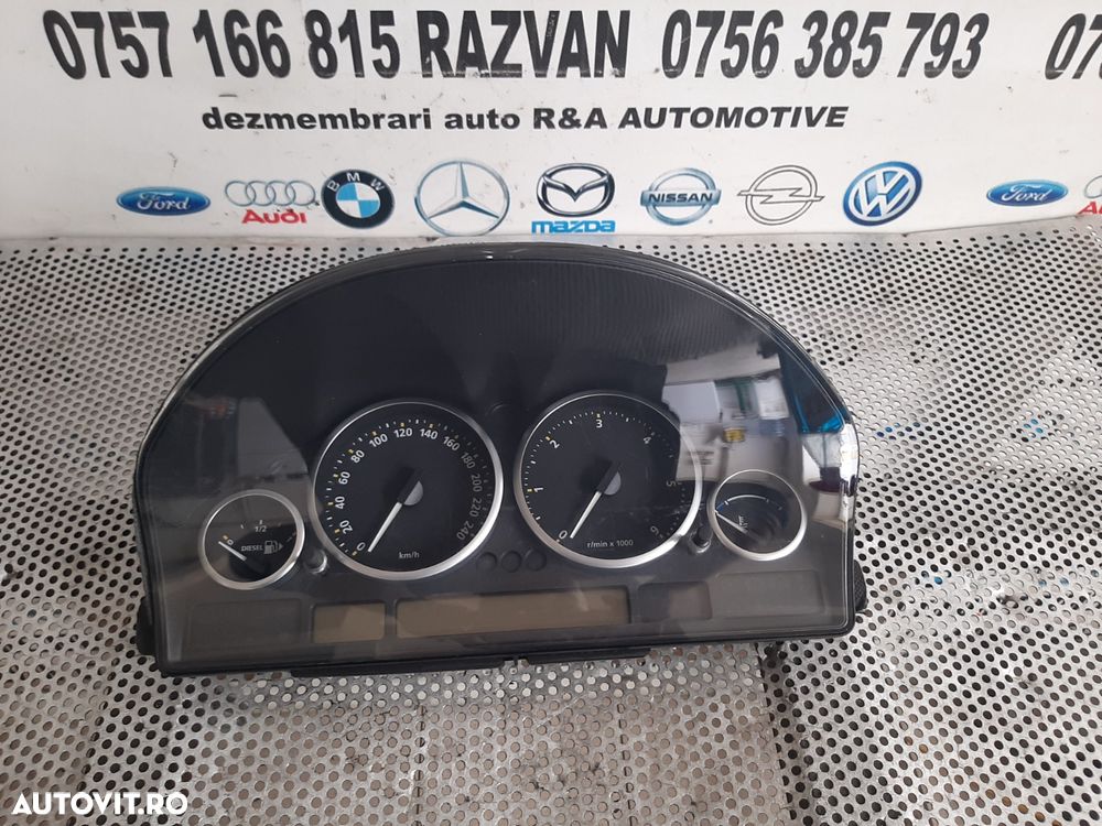 Ceasuri Bord Land Rover Range Rover Vogue L322 An 2006-2007-2008-2009-2010-2011 Volan Stanga 3.6 TDV8 Motor 368DT Dezmembrez Land Rover Range Rover Vogue 3.6 Tdv8 Motor 368DT An 2005-2006-2007-2008-2009-2010 - 3