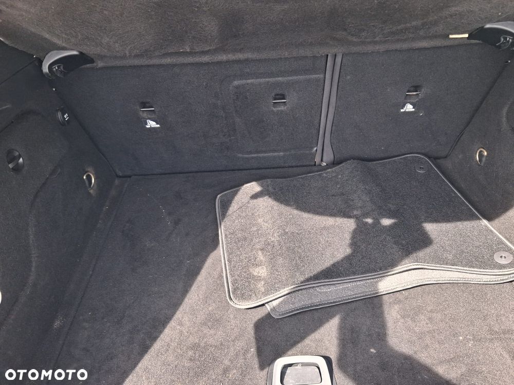 Infiniti Q30 1.5d Premium - 21