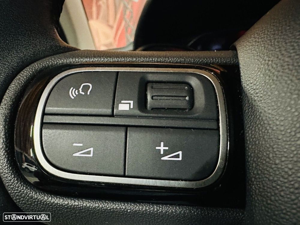 Citroën C3 1.2 PureTech Shine - 17