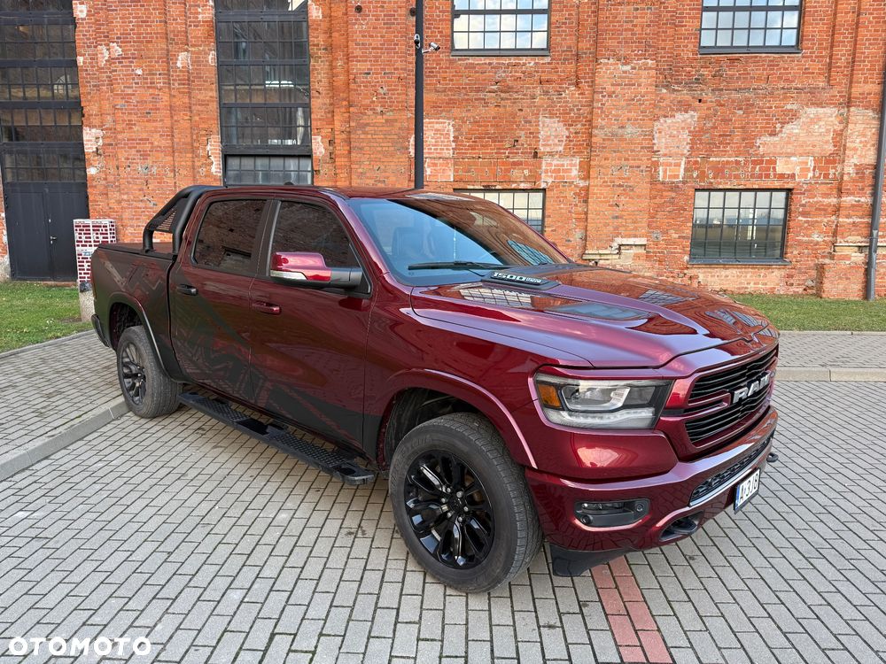 RAM 1500 Crew Cab Laramie - 2