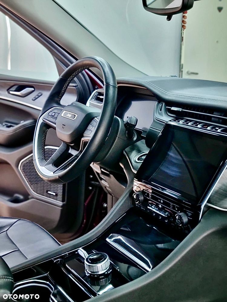 Jeep Grand Cherokee - 15