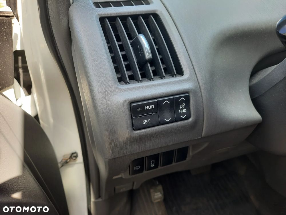 Toyota Prius+ 1.8 HSD Prestige PCS - 12