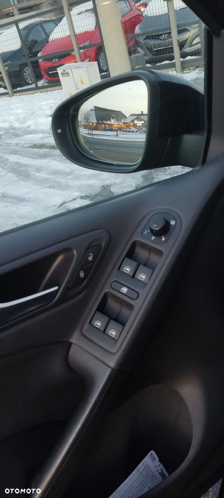 Volkswagen Golf 1.6 Edition - 24