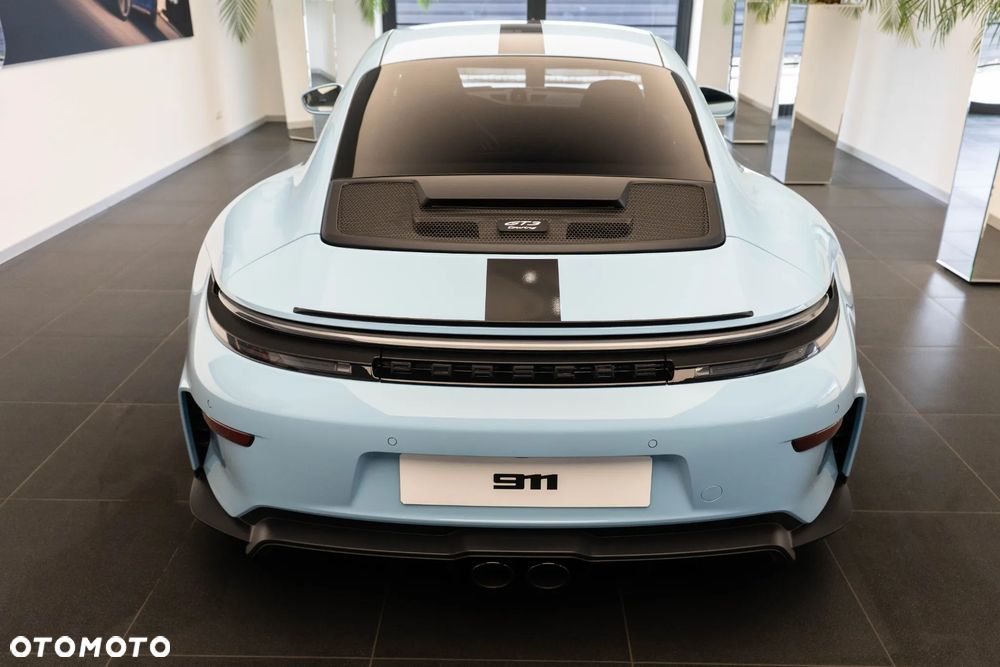 Porsche 911 GT3 Touring PDK - 7