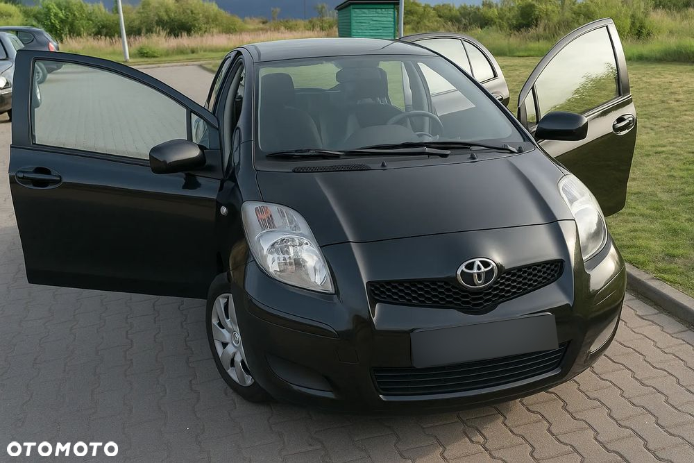 Toyota Yaris 1.0 Luna A/C - 9