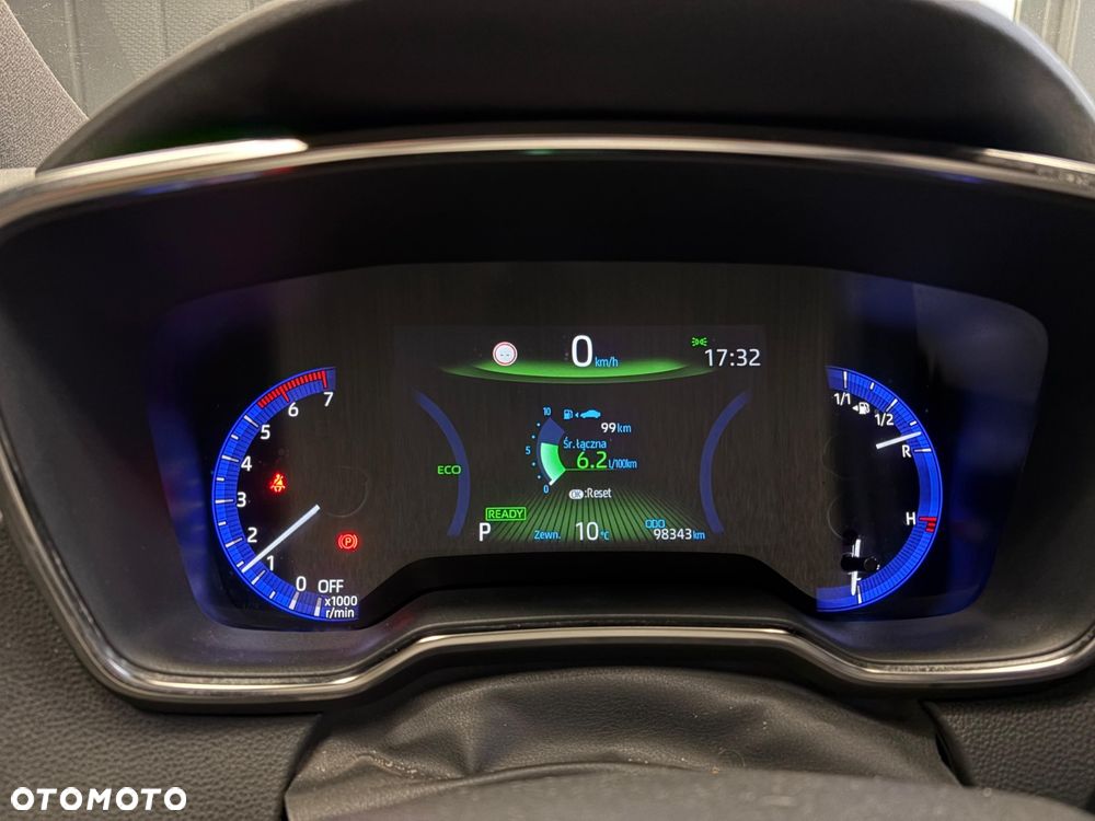 Suzuki Swace 1.8 Hybrid Premium Plus CVT - 13