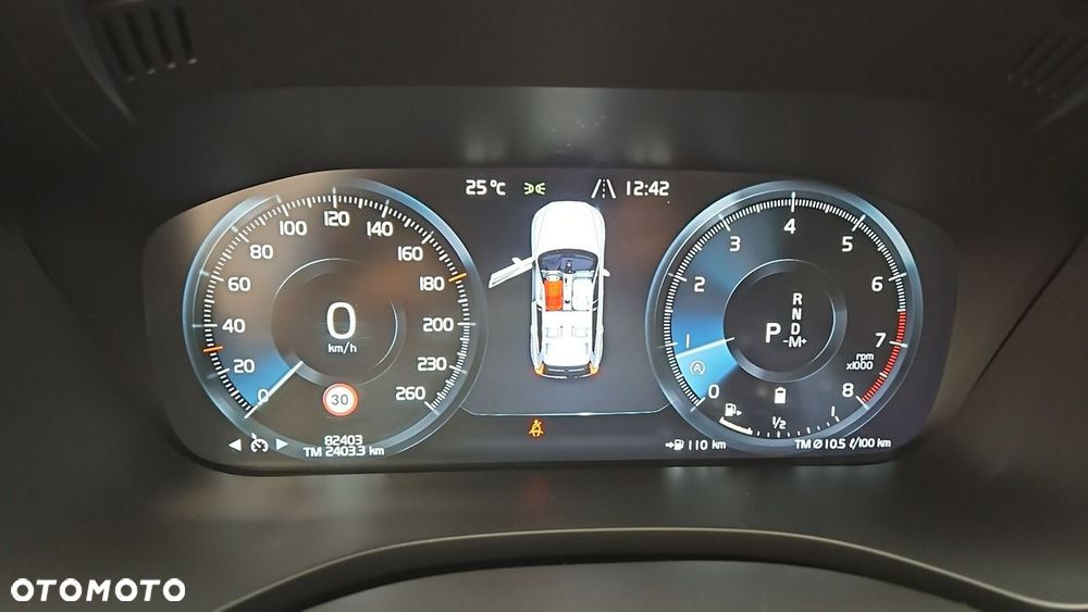 Volvo XC 60 B4 B R-Design - 14