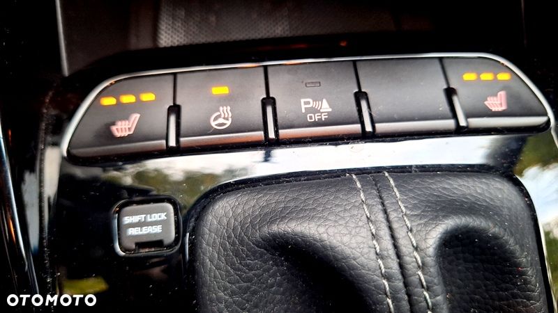 Kia Stonic 1.4 L - 30