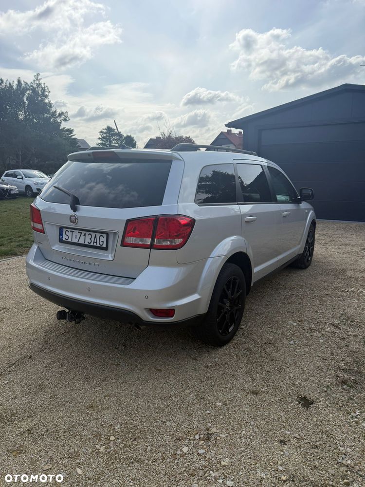 Fiat Freemont 2.0 Multijet Black Code AWD - 8