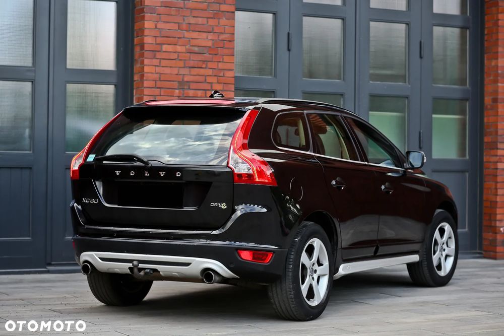 Volvo XC 60 DRIVe R Design - 15
