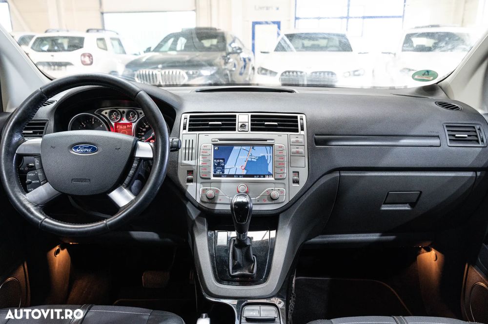 Ford Kuga 2.0 TDCi 4WD Powershift Titanium - 8