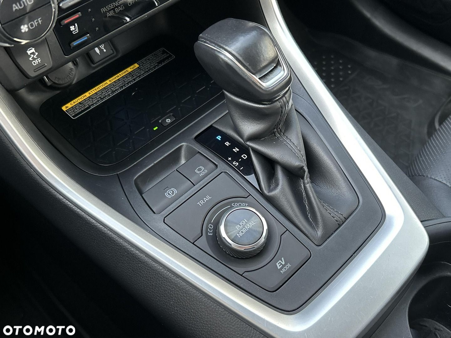 Toyota RAV4 - 21