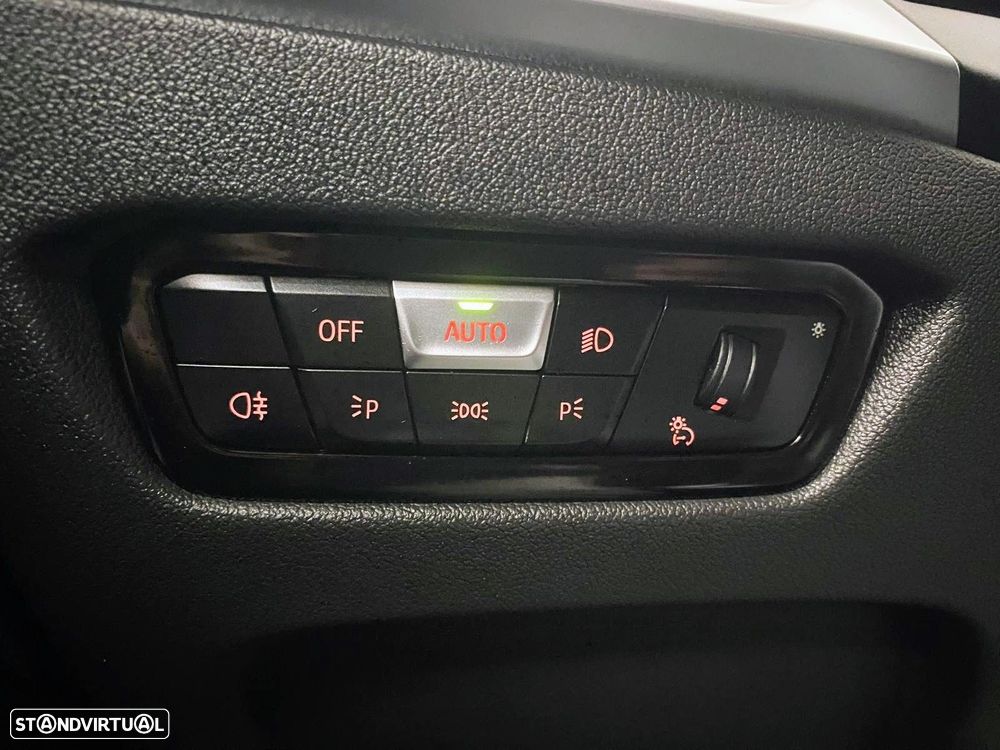 BMW 320 d Pack M Auto - 19