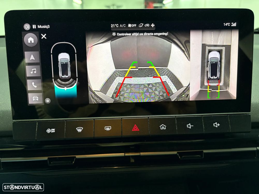 MG MG4 64 kWh Luxury - 11