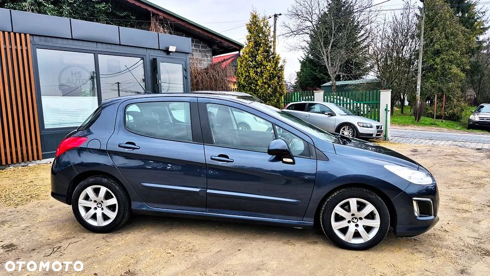 Peugeot 308 1.6 Premium Plus - 11