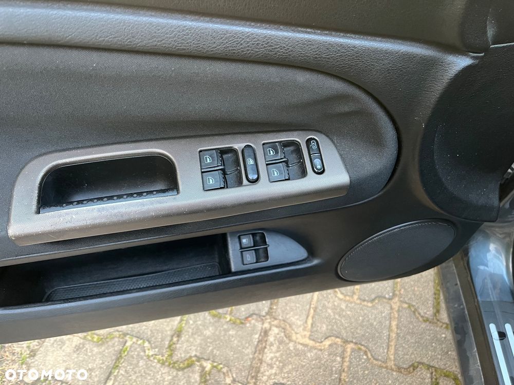 Volkswagen Passat 1.8T Trendline - 7