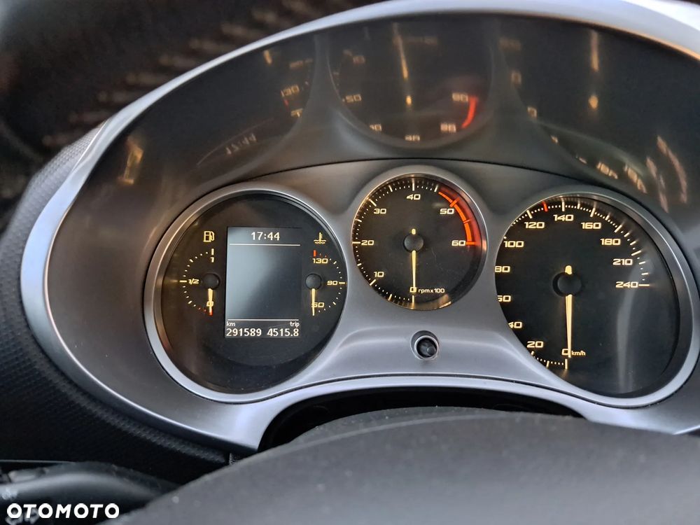 Seat Leon 1.6 TDI Ecomotive Reference - 10