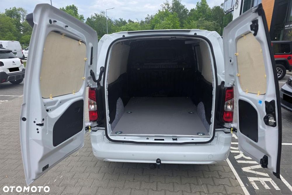 Opel Combo Van Cargo L2H1 EAT8 1.5 130KM - 9