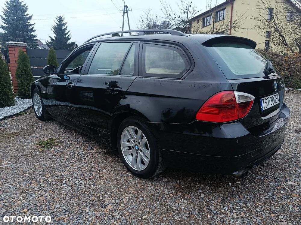 BMW Seria 3 320d - 6