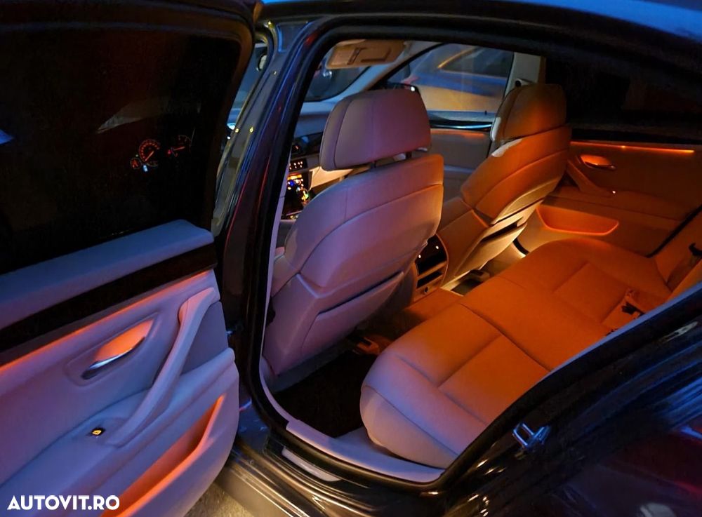BMW Seria 5 520d - 8