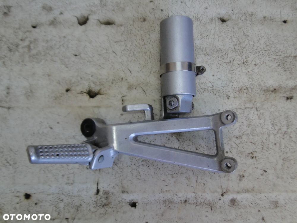 HONDA CBR 600F F3 SET STOPKA PODNÓŻEK PRAWY TYŁ TYLNY 94-98r EUROPA - 1