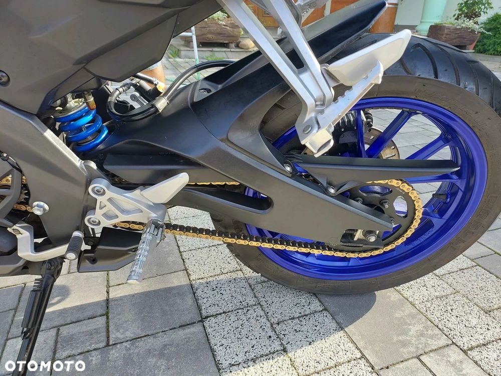 Yamaha MT - 7