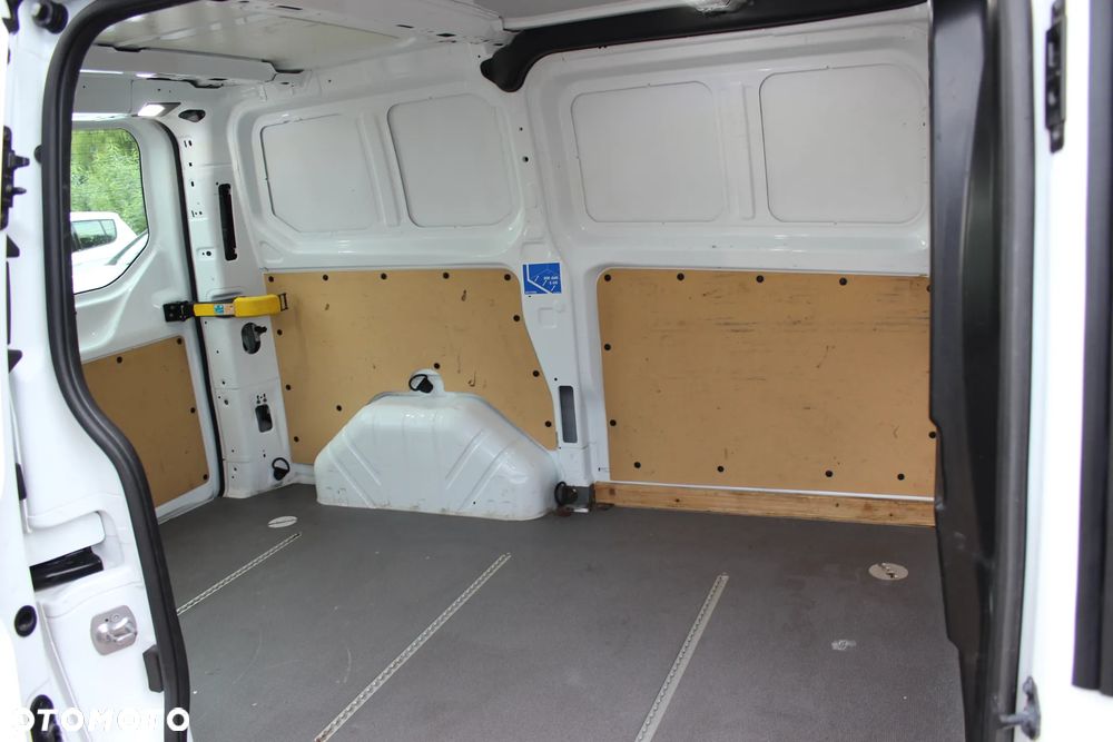Ford TRANSIT CUSTOM - 27
