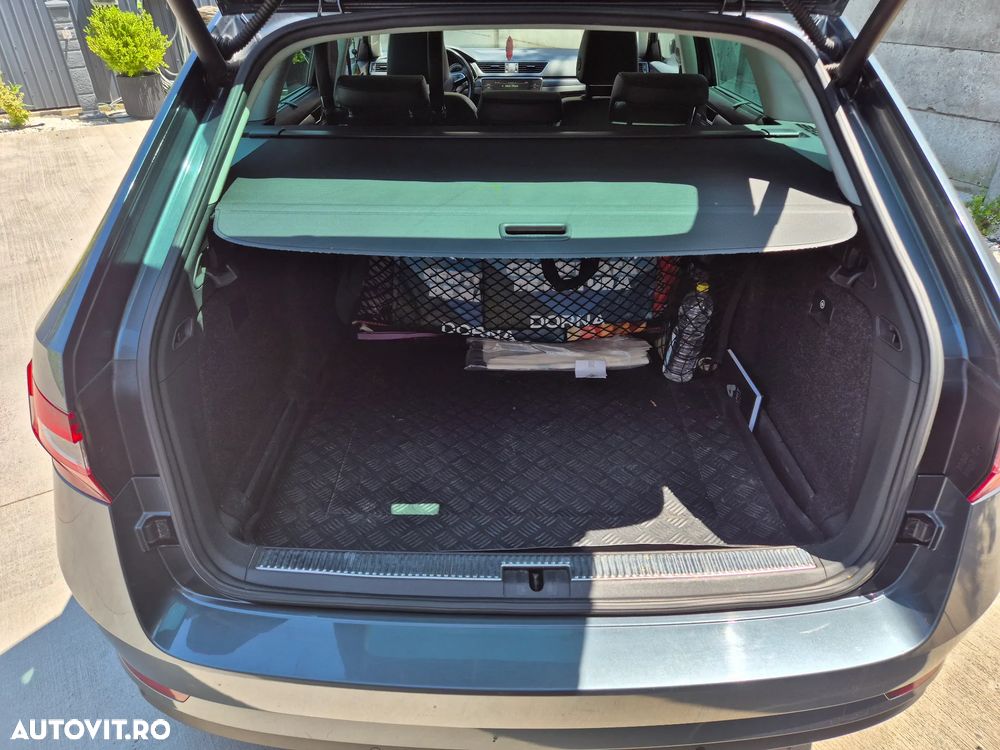 Skoda Superb 2.0 TDI DSG L&K - 20
