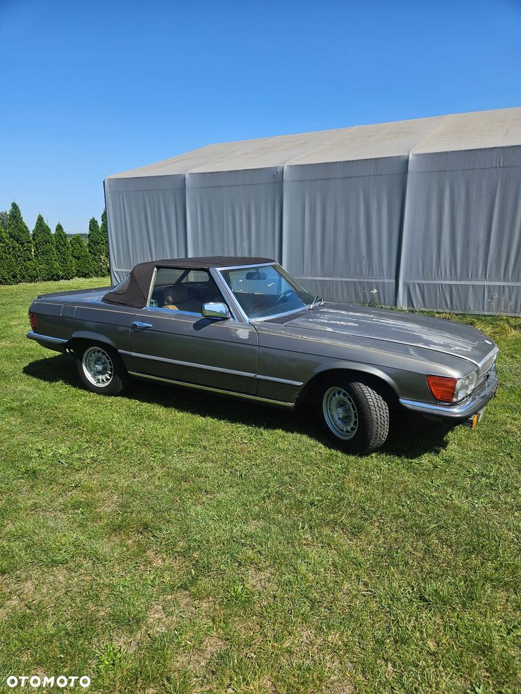 Mercedes-Benz SL - 1