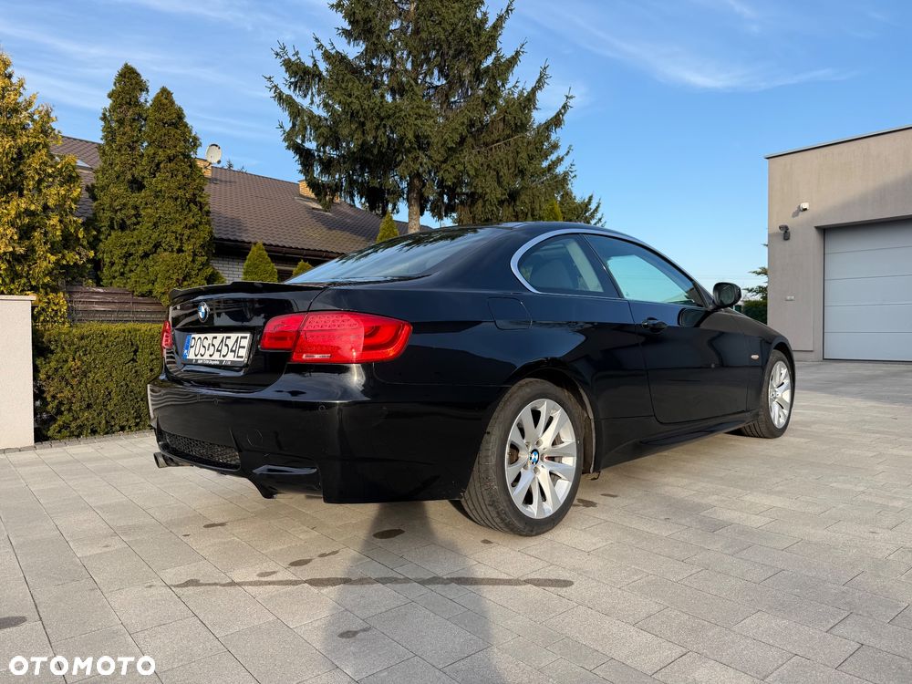 BMW Seria 3 318i - 6