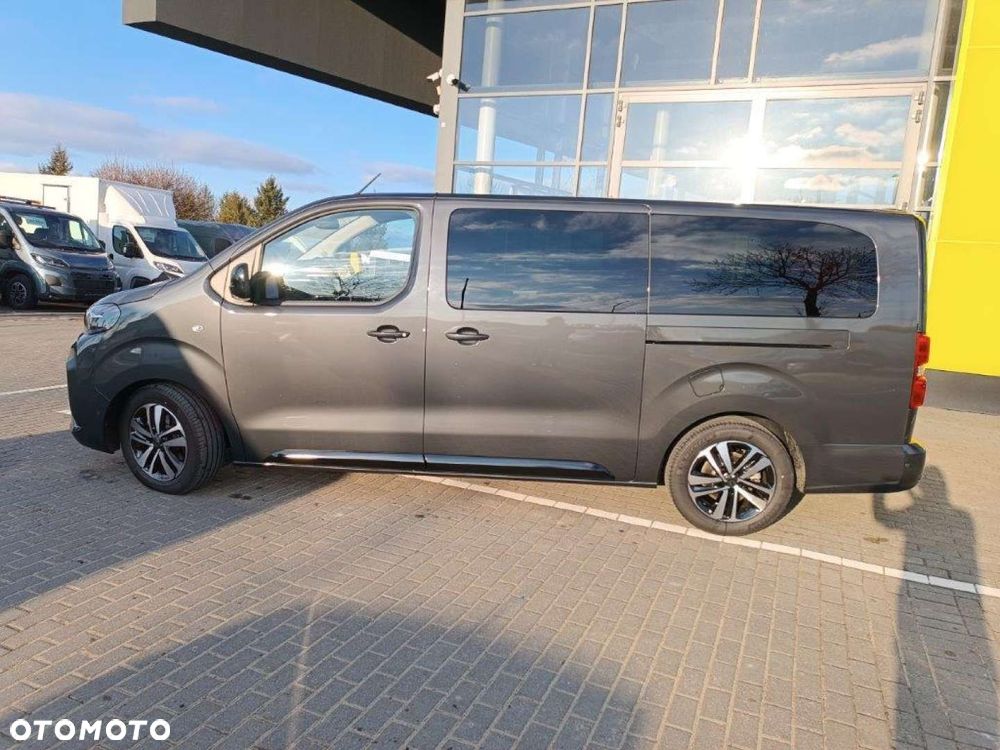 Peugeot Traveller 2.0 BlueHDi Long Business EAT8 - 10