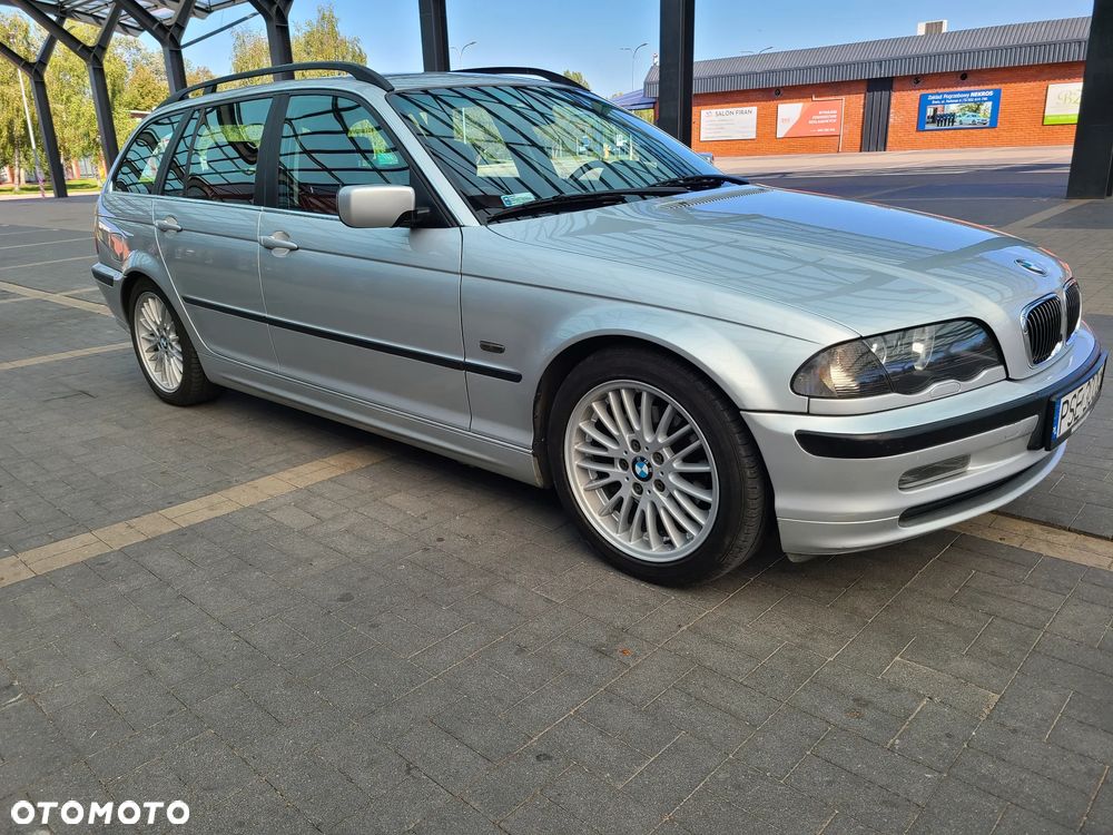 BMW Seria 3 325i - 31