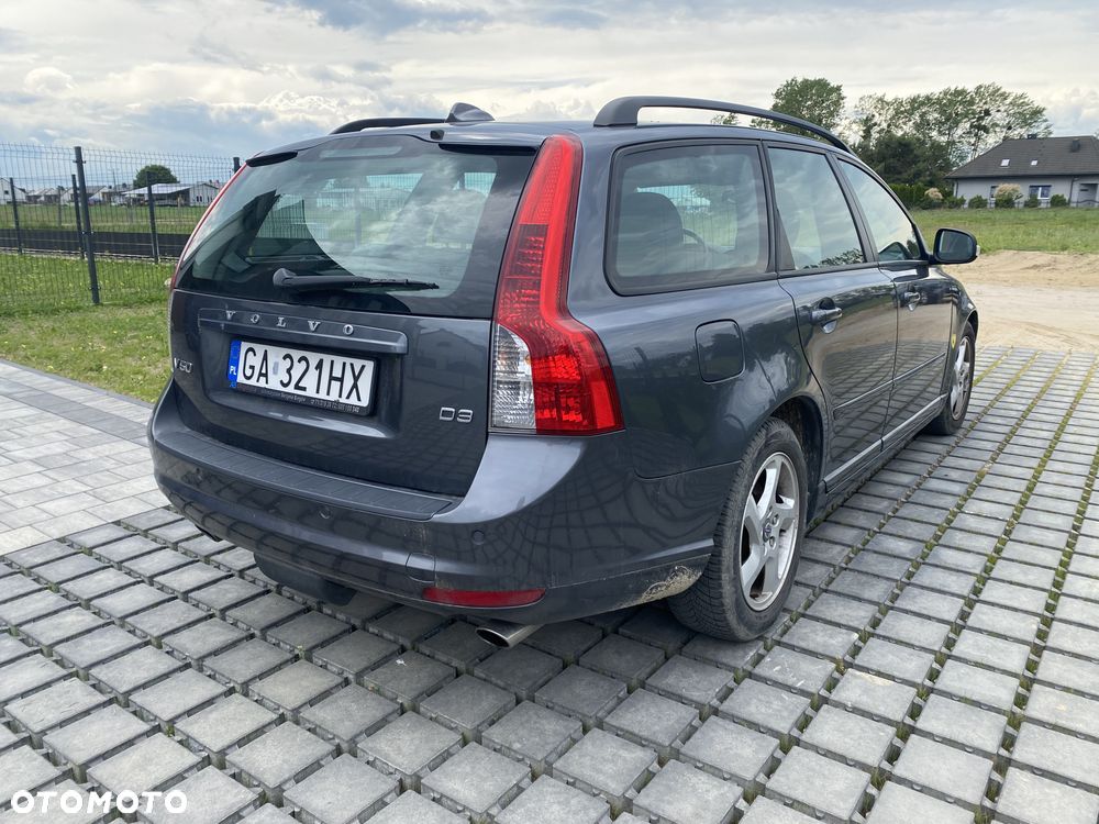 Volvo V50 DPF D3 Geartronic Summum - 3