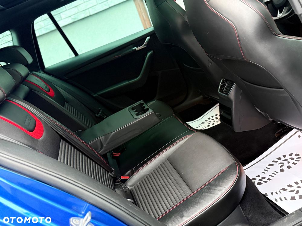 Skoda Octavia 2.0 TDI RS - 27