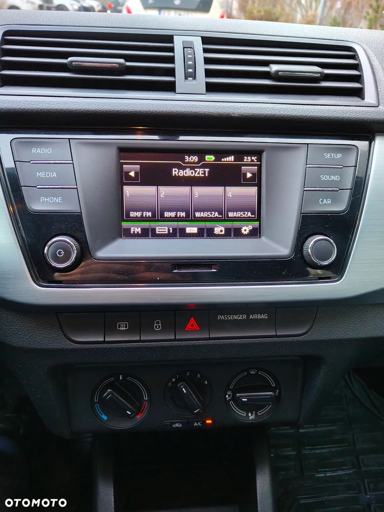 Skoda Fabia 1.0 Ambition - 17