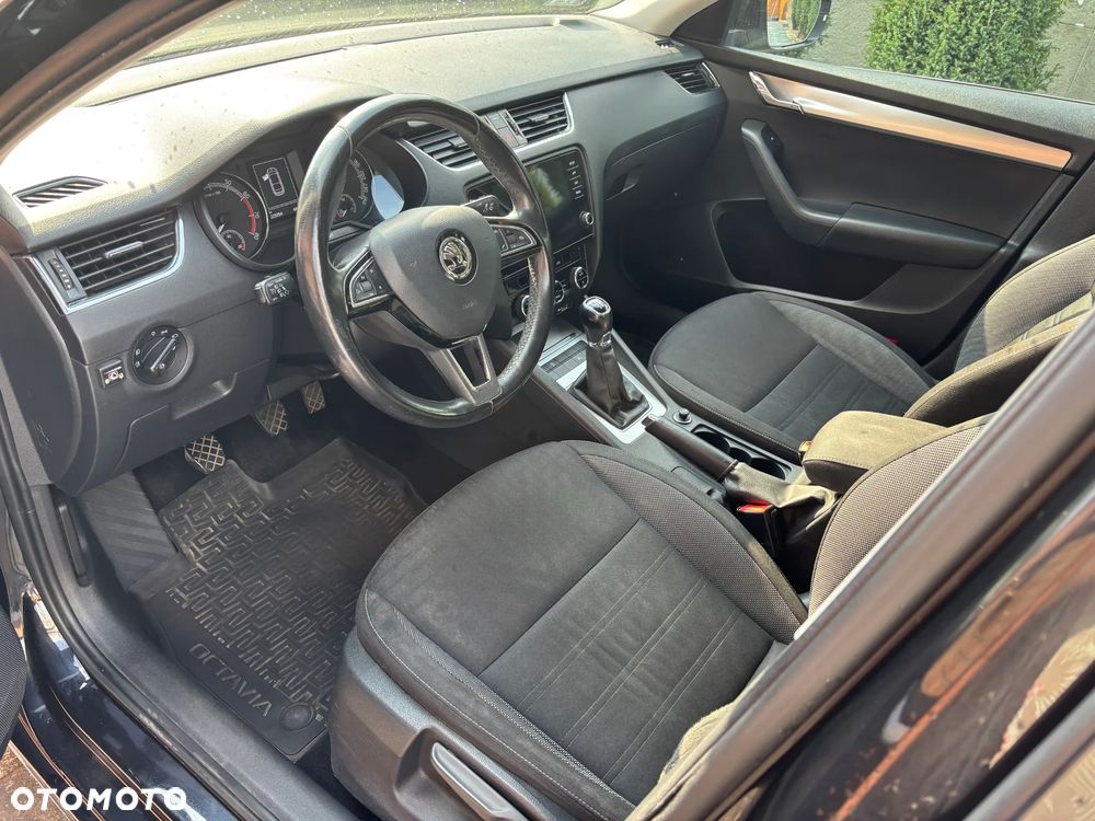 Skoda Octavia 1.4 TSI Ambition - 16