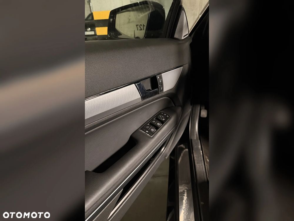 Mercedes-Benz Klasa E 350 CGI BlueEff - 13