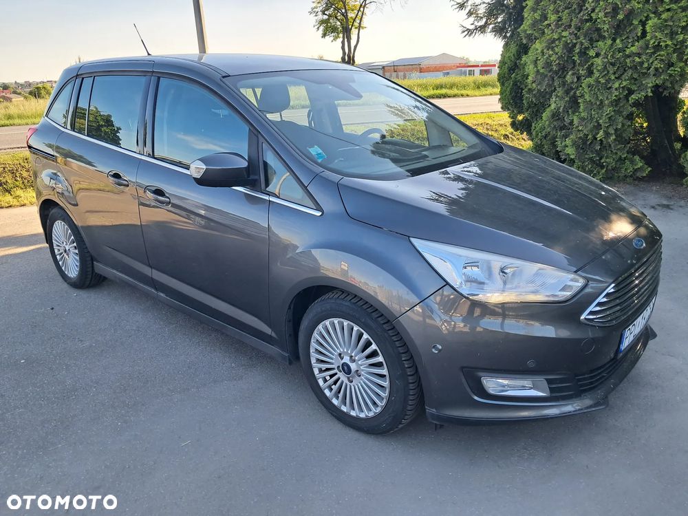 Ford Grand C-MAX - 10