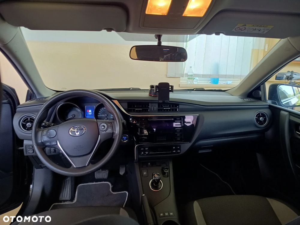 Toyota Auris Hybrid 135 Active - 11