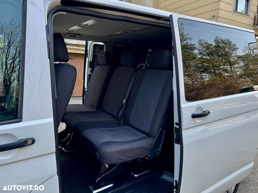 Volkswagen Transporter Caravelle DSG Kurz Highline - 14