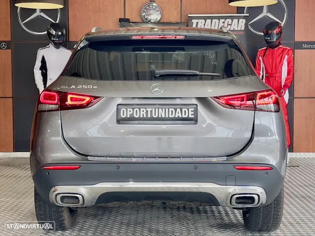 Mercedes-Benz GLA 250 e Progressive - 27