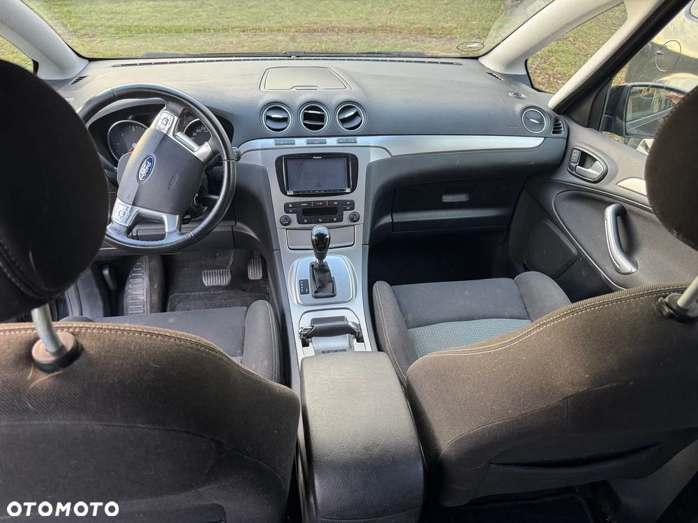 Ford S-Max 2.0 TDCi DPF Business Edition - 24