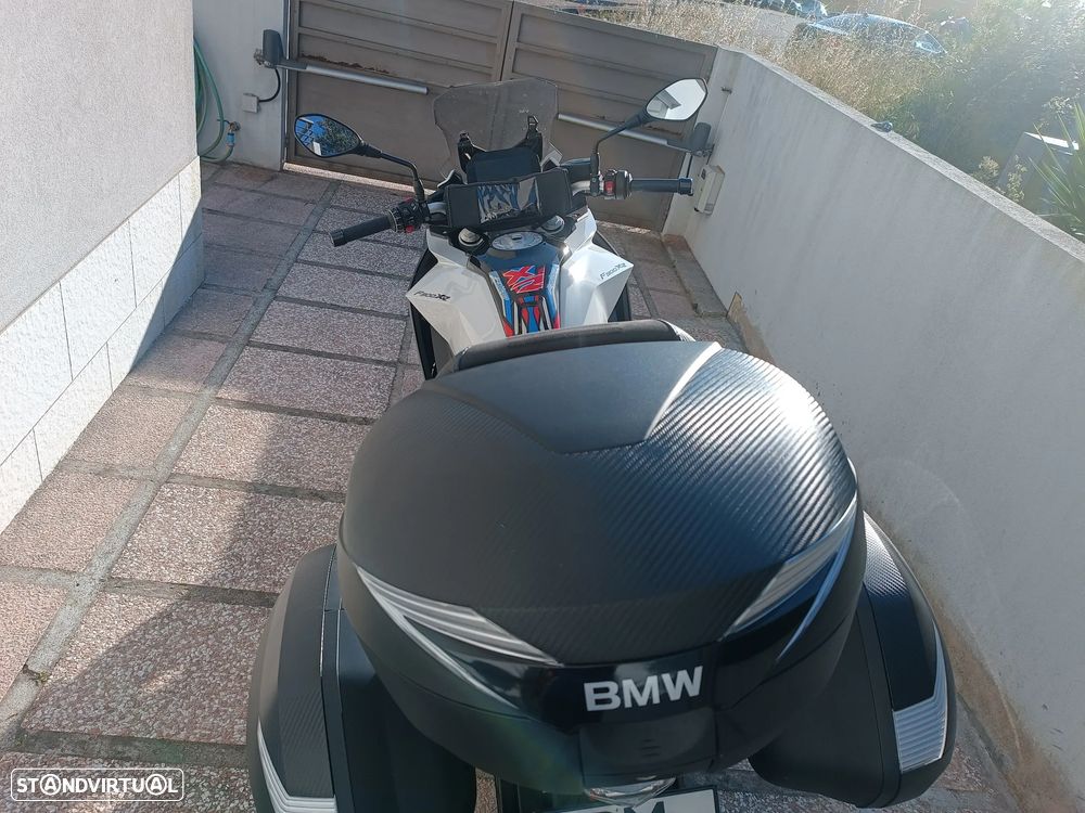 BMW F 900 XR M Performance - 4