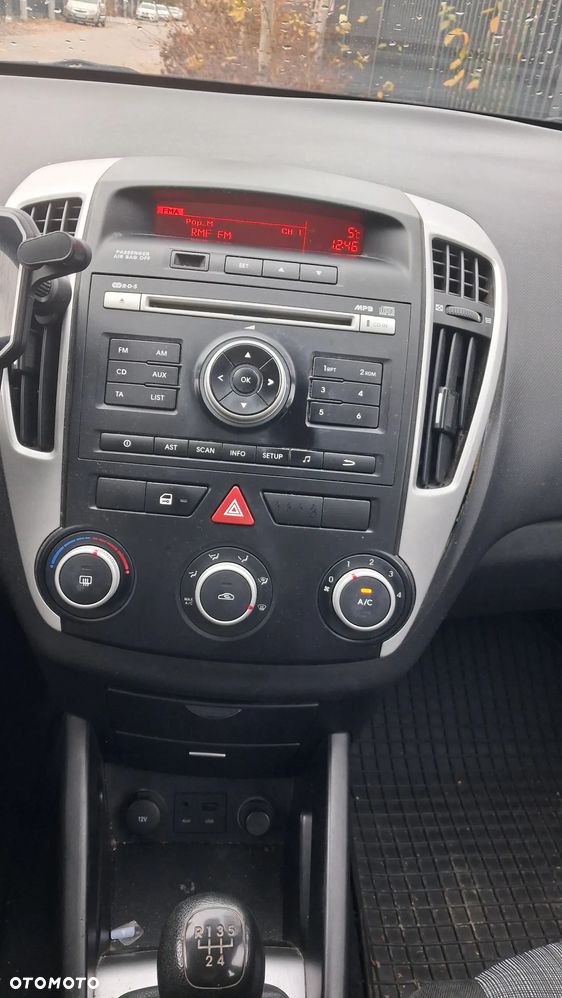 Kia Ceed 1.6 Comfort + - 11