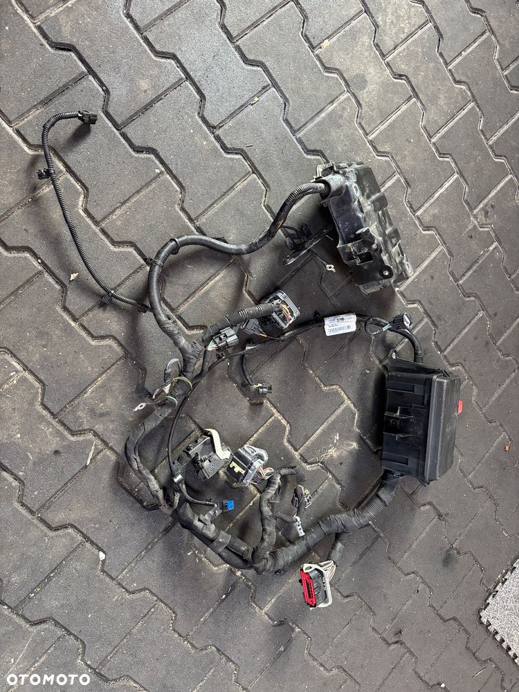 Skrzynka bezpieczników ford transit AUTOMAT Turneo Custtom Lift 18-19r