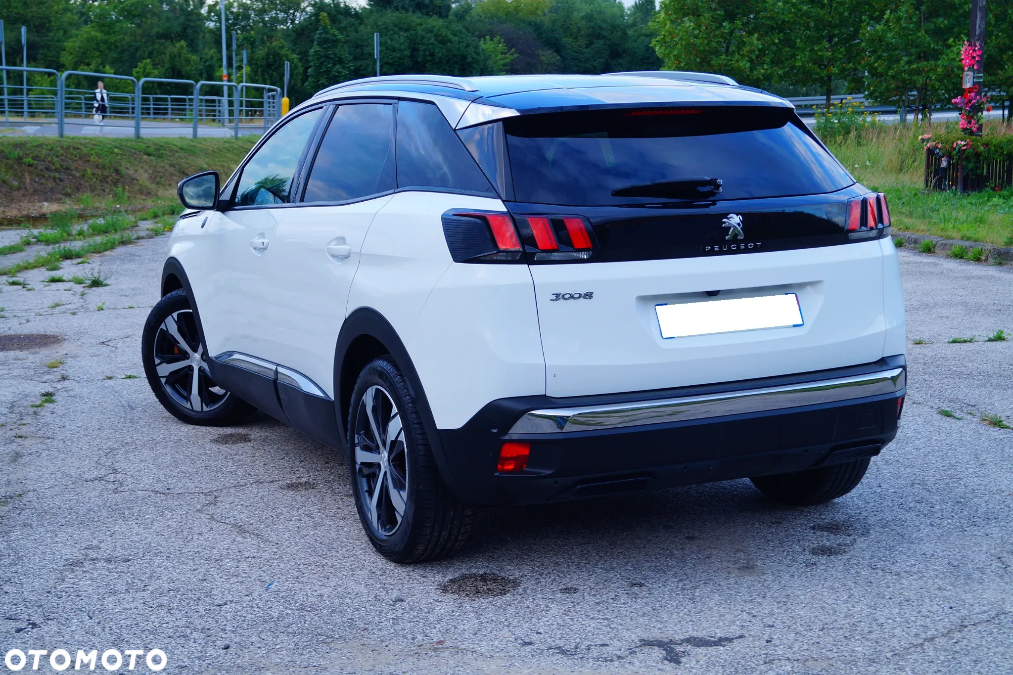 Peugeot 3008 1.5 BlueHDi Allure S&S EAT8 - 10